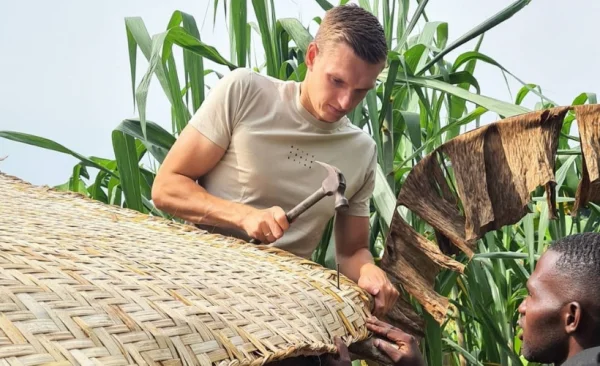 Pelido-Oeganda-vrijwilligerswerk-stage-Doingoood-Experience-Afrika-600×366